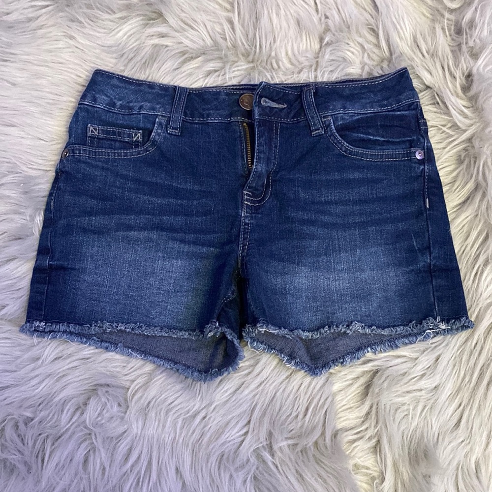 dark wash jean shorts